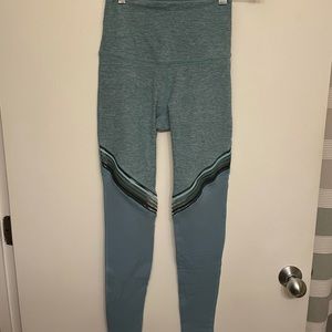 Beyond Yoga Light Spacedye Blue Leggings with Stripe Detail